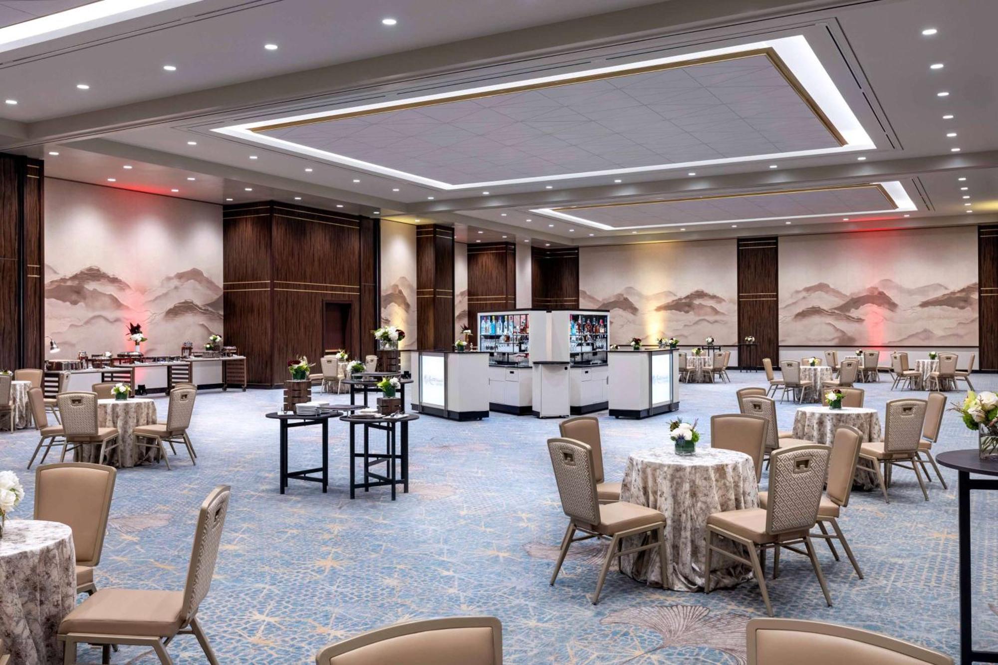 Conrad Las Vegas At Resorts World Dış mekan fotoğraf The ballroom at the hotel